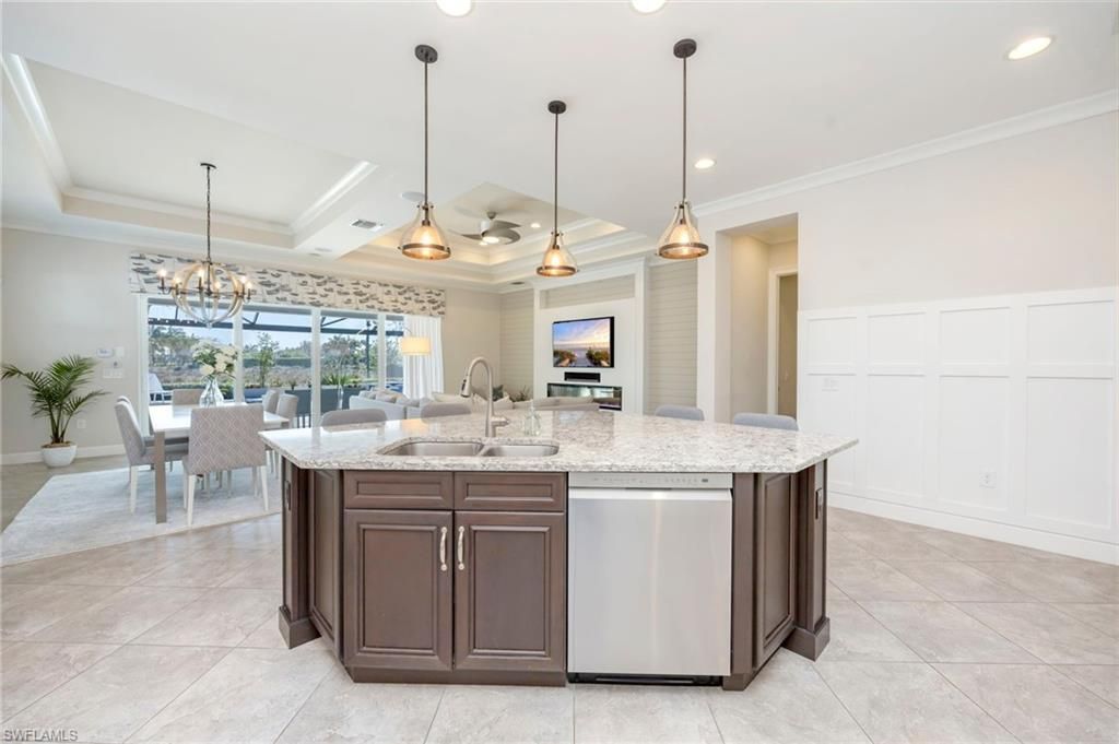6466 Warwick AVE, NAPLES, FL 34113 — photo 5