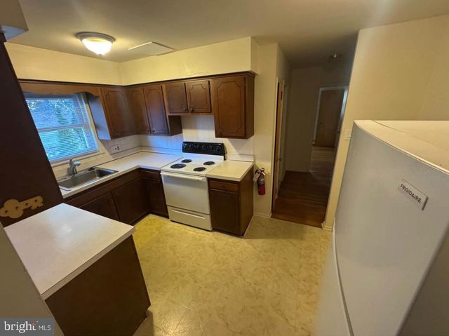 150 SELNER PL, Doylestown, PA 18901