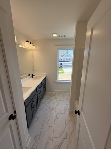 673 Conifer Drive, Spring Hill, TN 37174