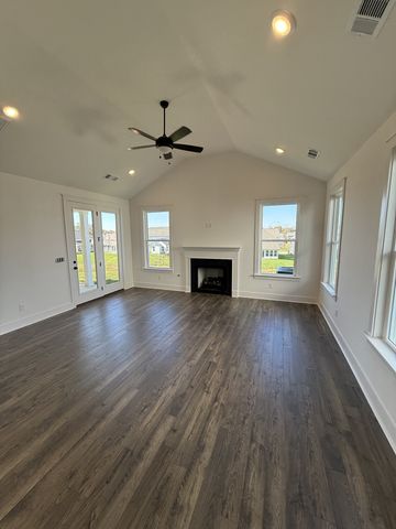 673 Conifer Drive, Spring Hill, TN 37174