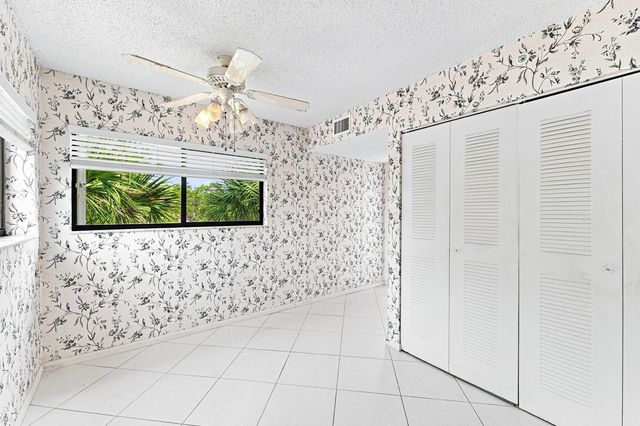 15355 LAKES OF DELRAY Boulevard 314, Delray Beach, FL 33484