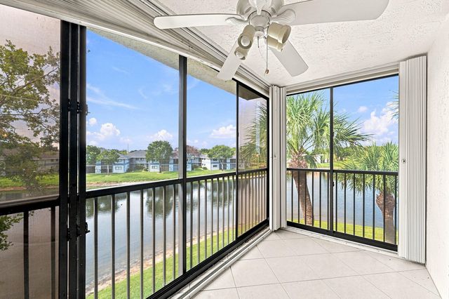 15355 LAKES OF DELRAY Boulevard 314, Delray Beach, FL 33484