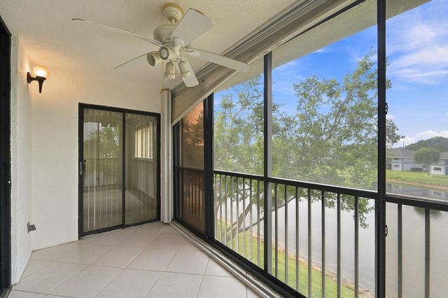 15355 LAKES OF DELRAY Boulevard 314, Delray Beach, FL 33484