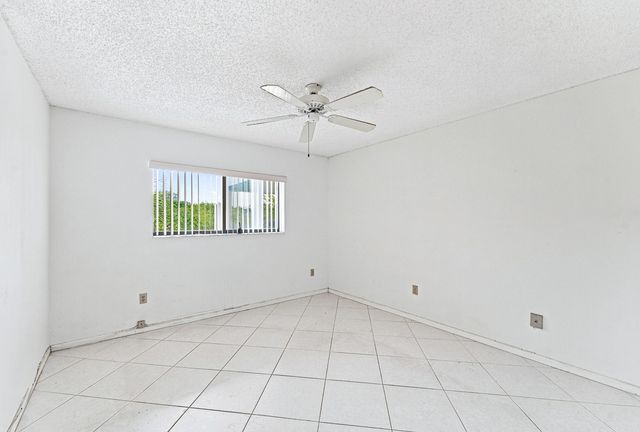 15355 LAKES OF DELRAY Boulevard 314, Delray Beach, FL 33484