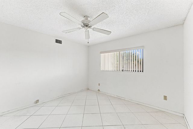 15355 LAKES OF DELRAY Boulevard 314, Delray Beach, FL 33484