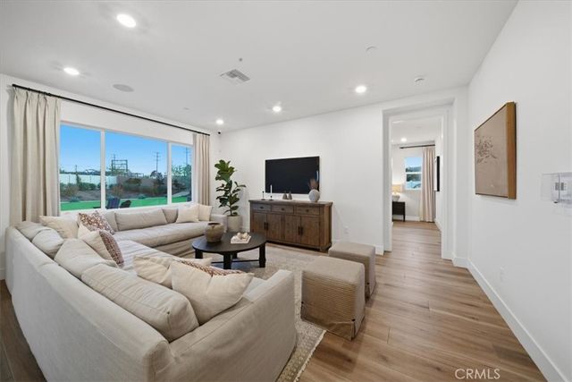 42971 Summer Lane, Lancaster, CA 93536