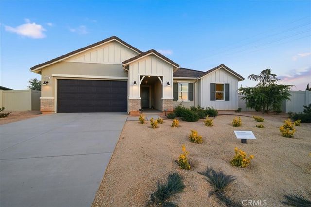 42971 Summer Lane, Lancaster, CA 93536