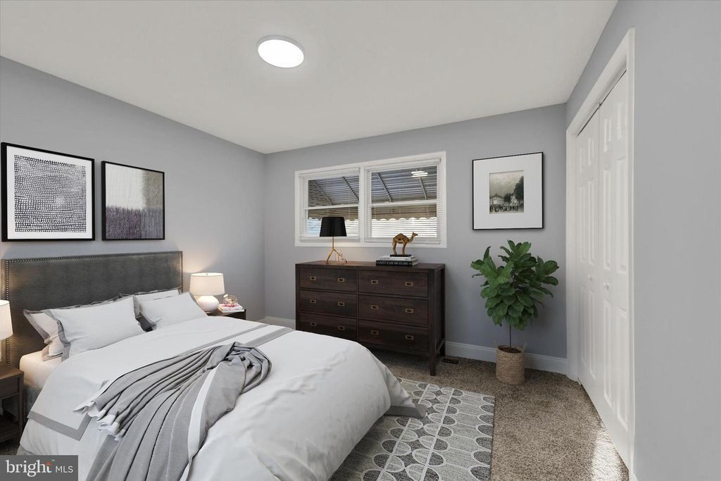 Image 11 of property listing at 3105 FRISBY ST, Baltimore, MD 21218