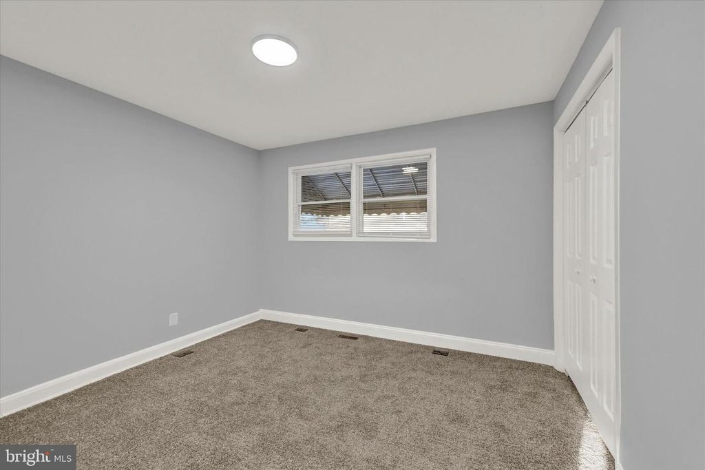 Image 12 of property listing at 3105 FRISBY ST, Baltimore, MD 21218