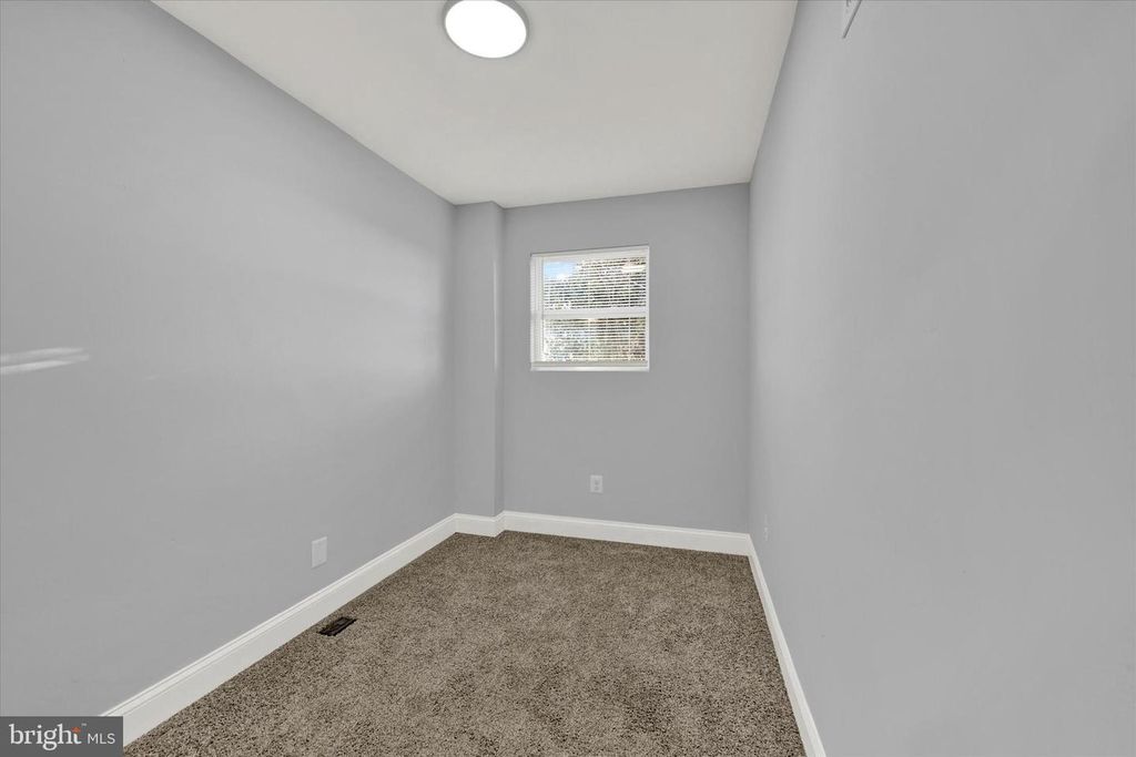 Image 13 of property listing at 3105 FRISBY ST, Baltimore, MD 21218