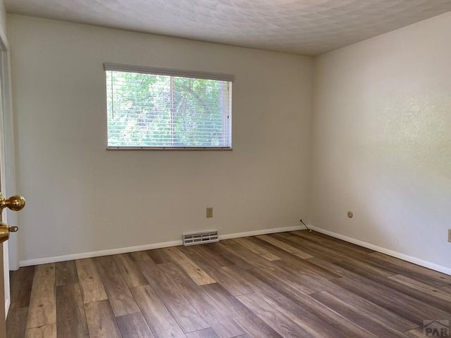 2215 Montezuma Dr, Pueblo, CO 81003