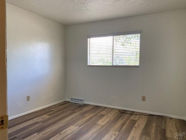 2215 Montezuma Dr, Pueblo, CO 81003