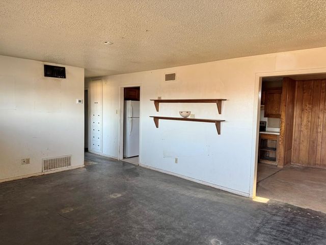 4317 Tanner Dr, Midland, TX 79703