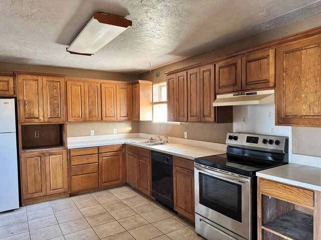 4317 Tanner Dr, Midland, TX 79703