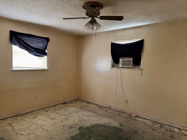 4317 Tanner Dr, Midland, TX 79703