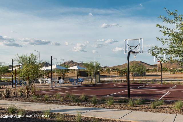 1951 W PASO Trail, Phoenix, AZ 85085