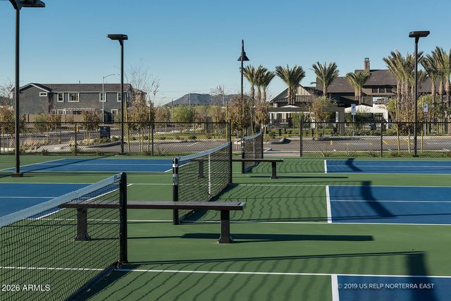1951 W PASO Trail, Phoenix, AZ 85085