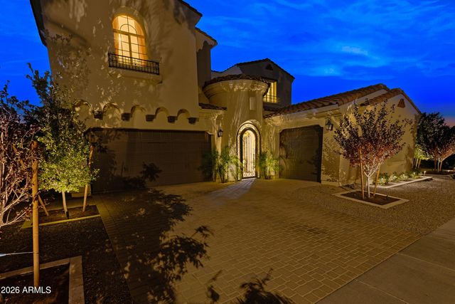 1951 W PASO Trail, Phoenix, AZ 85085