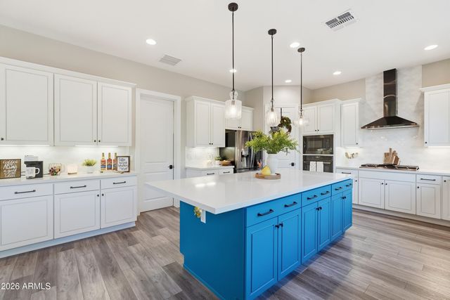 1951 W PASO Trail, Phoenix, AZ 85085
