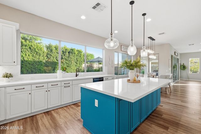1951 W PASO Trail, Phoenix, AZ 85085