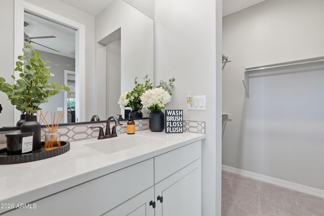 1951 W PASO Trail, Phoenix, AZ 85085