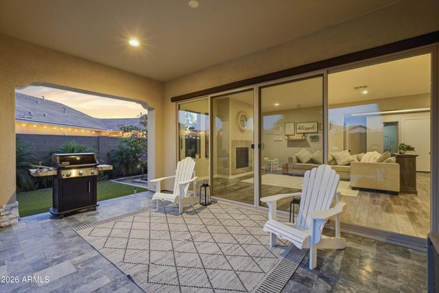 1951 W PASO Trail, Phoenix, AZ 85085
