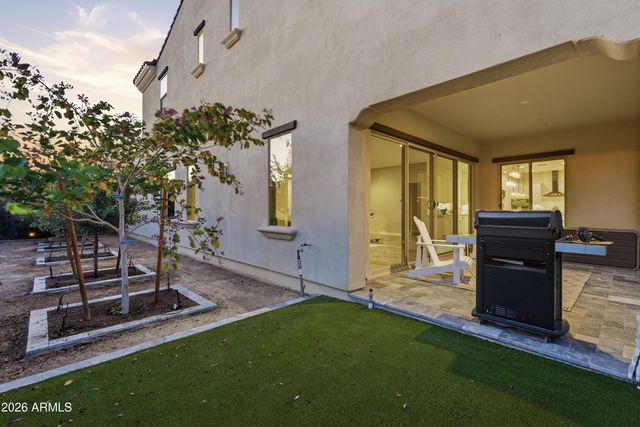1951 W PASO Trail, Phoenix, AZ 85085