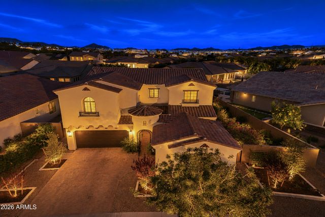 1951 W PASO Trail, Phoenix, AZ 85085