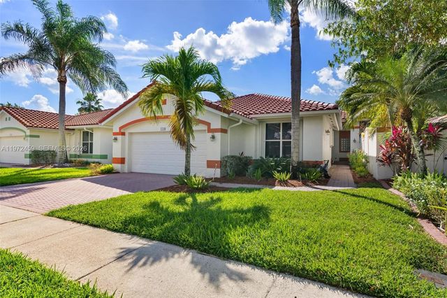 1140 W Bel Aire Dr W 1140, Pembroke Pines, FL 33027