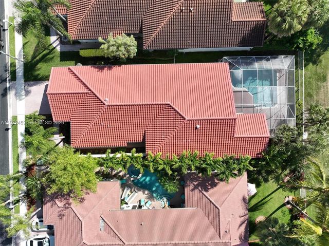 1140 W Bel Aire Dr W 1140, Pembroke Pines, FL 33027