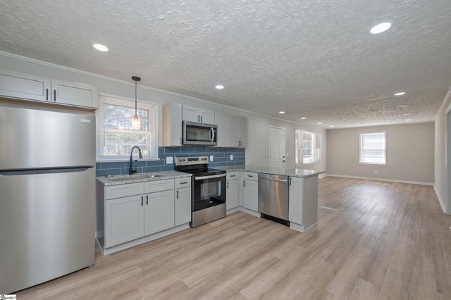 354 Captain Guy Road, Clinton, SC 29325