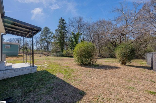 354 Captain Guy Road, Clinton, SC 29325