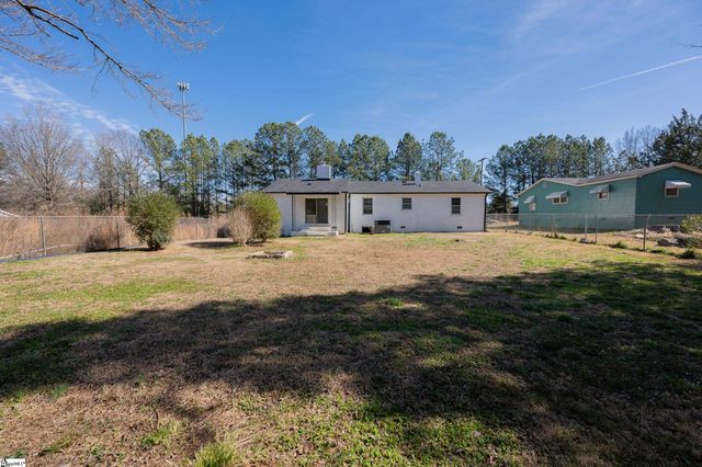 354 Captain Guy Road, Clinton, SC 29325