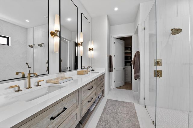 2311 GROVE STREET, Sarasota, FL 34239