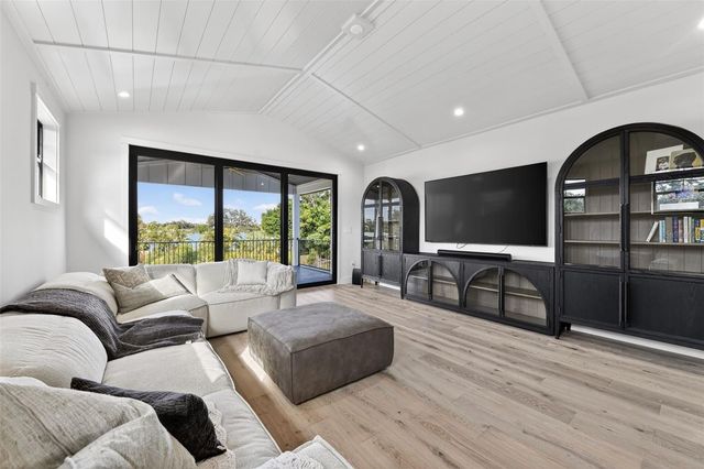 2311 GROVE STREET, Sarasota, FL 34239