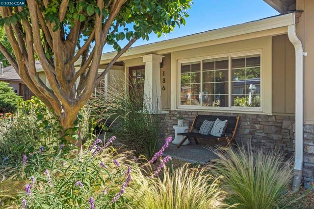 186 Arlene Dr, Walnut Creek, CA 94595