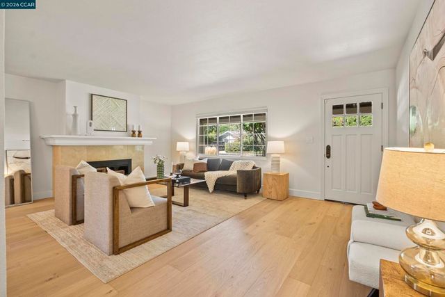 186 Arlene Dr, Walnut Creek, CA 94595