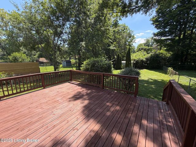 1020 Fenley Ave, Louisville, KY 40222