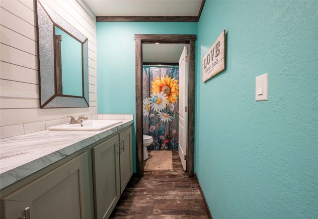 1590 Vz County Road 2816, Mabank, TX 75147