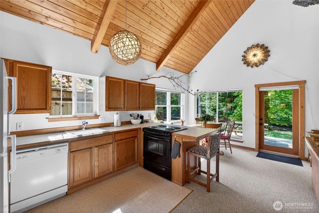 52225 SE 496th Place, Greenwater, WA 98022