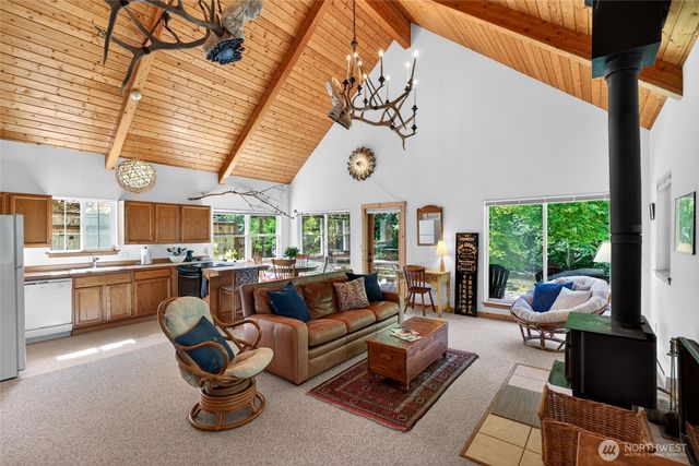 52225 SE 496th Place, Greenwater, WA 98022