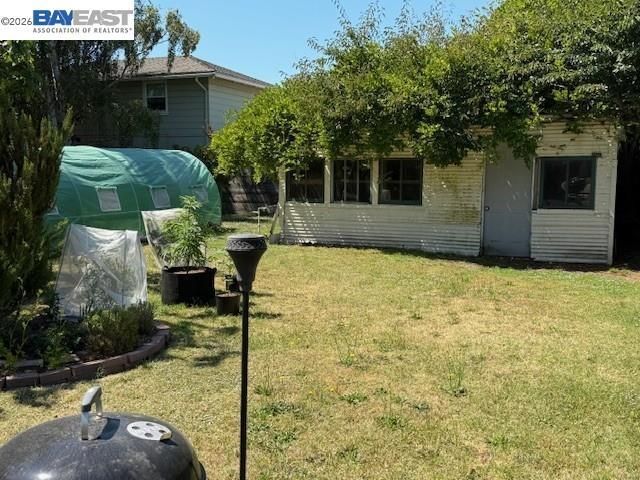 3208 Washington St, Alameda, CA 94501