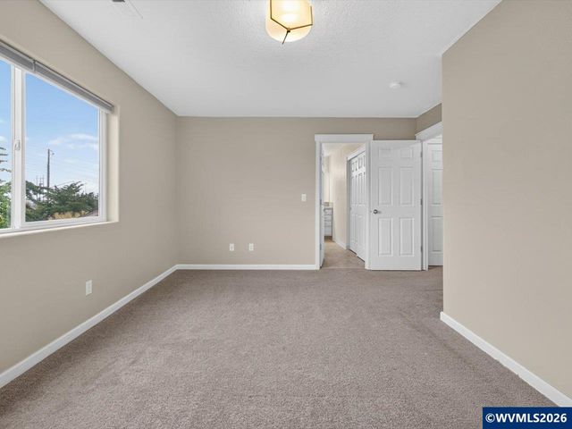 860 Wild Rose Ct, Independence, OR 97351