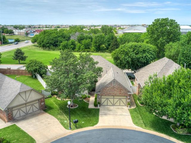 17909 Arbor Lane, Edmond, OK 73012