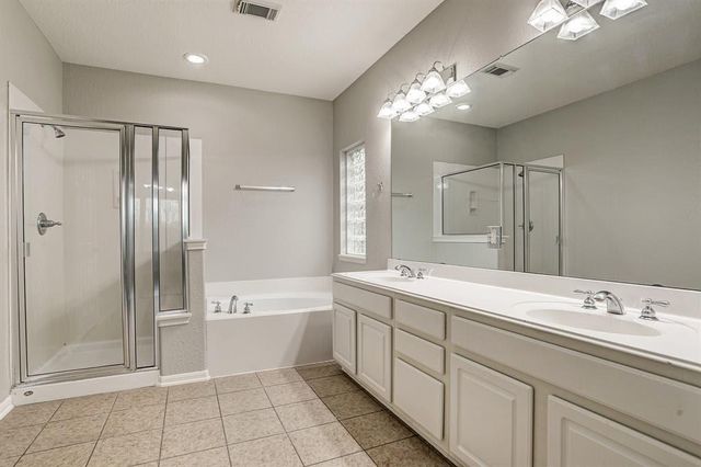 2626 N Canyon Falls Dr Drive N, Manvel, TX 77578