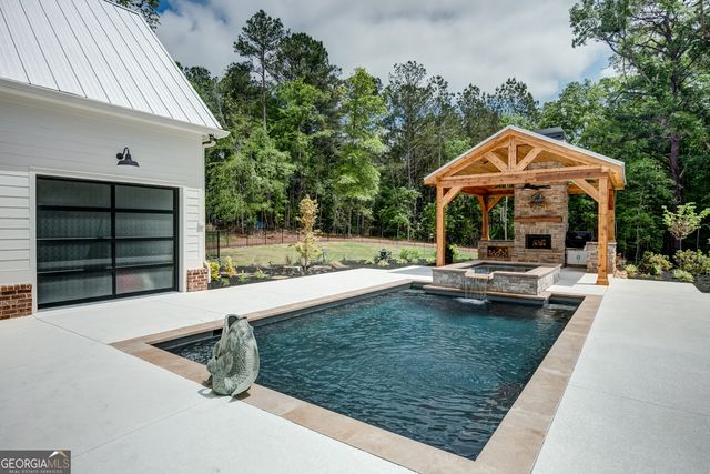 604 Stallings Road, Senoia, GA 30276