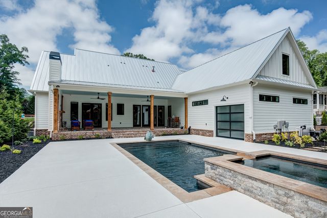 604 Stallings Road, Senoia, GA 30276