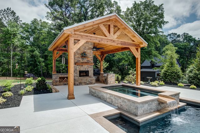 604 Stallings Road, Senoia, GA 30276