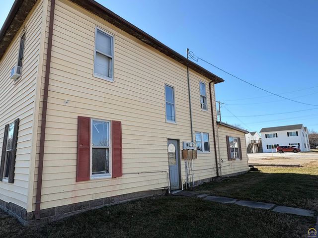 1125 Exchange ST, Emporia, KS 66801