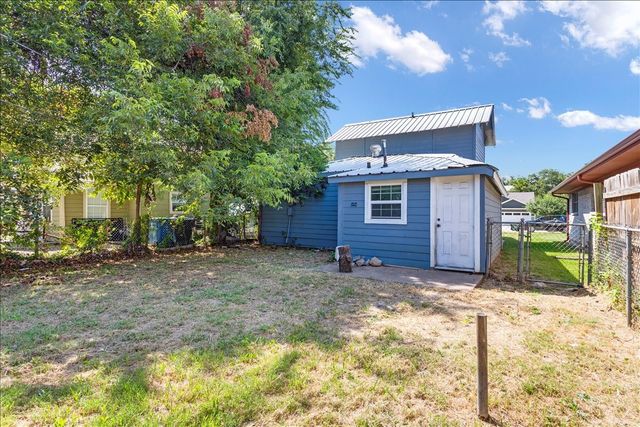 917 W Crawford Street, Denison, TX 75020